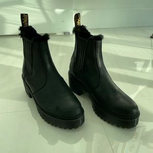 NEW Dr Martens Rometty Chelsea Boots